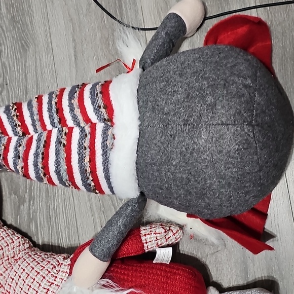 Nwot Set Of 2 Gnomes Boy And Girl - Picture 5 of 6